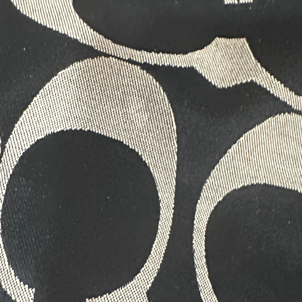 Coach Black and Cream Shoulder Bag - Picture 5 of 9
